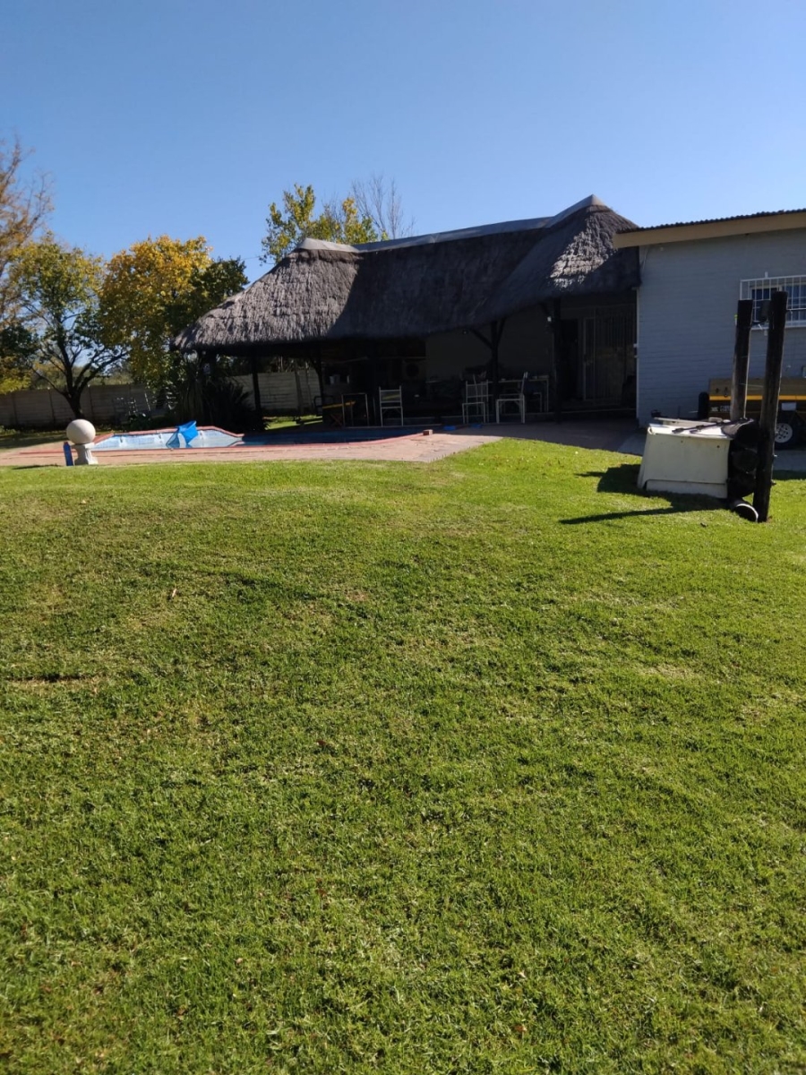 3 Bedroom Property for Sale in Tuinhof Free State
